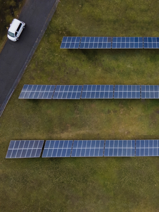 Hybrid solar inverter and battery storage equipment