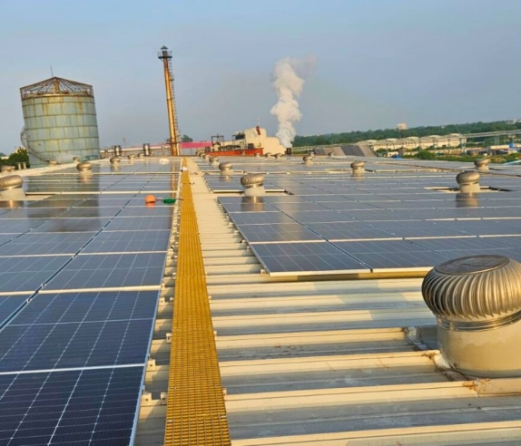 Manufacturing plant for industrial solar power planning