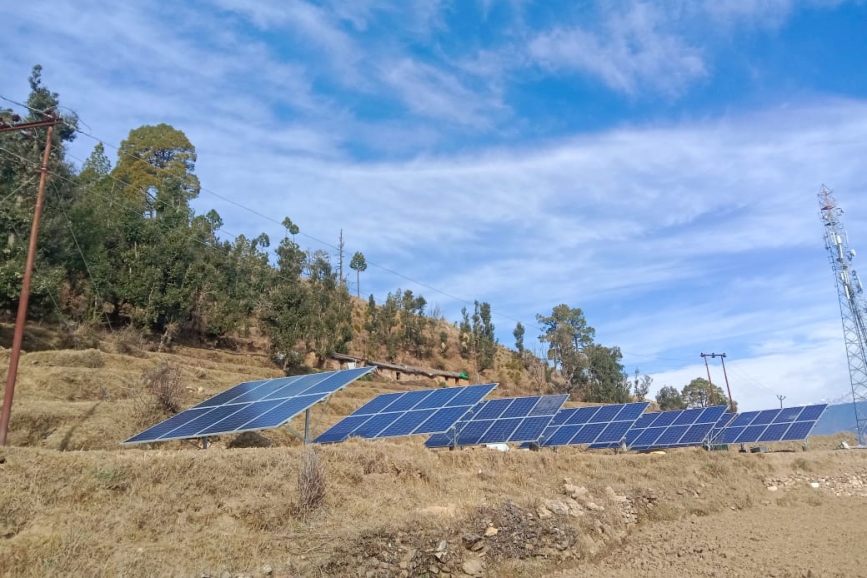 Demo residential rooftop solar installation in Haldwani